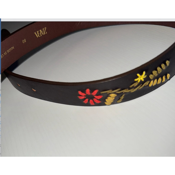 Leather Belt with Floral Embroidery Size 30 US main image 5